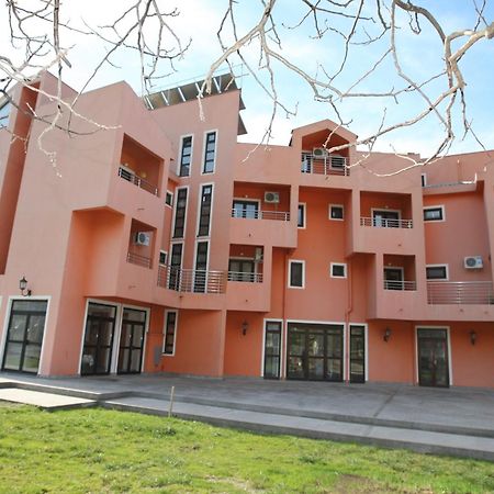 Guesthouse Orlovic Будва Екстериор снимка