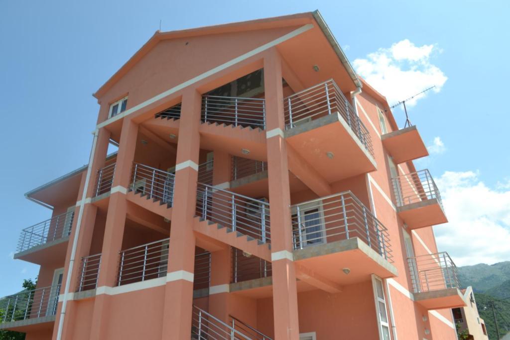 Guesthouse Orlovic Будва Екстериор снимка