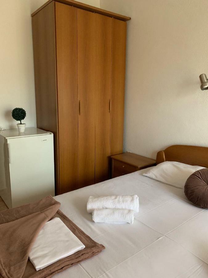 Guesthouse Orlovic Будва Екстериор снимка