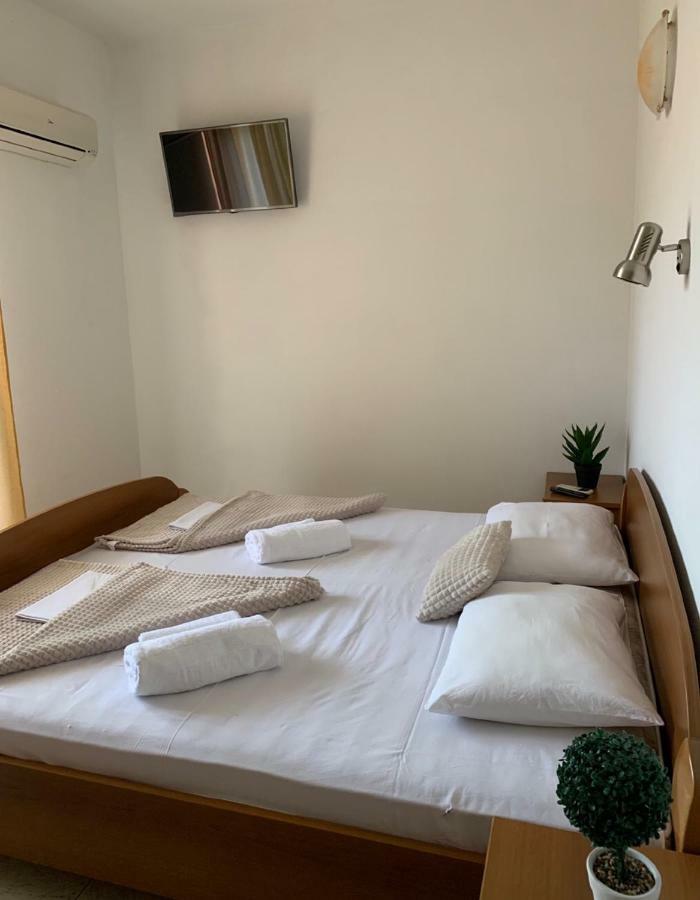Guesthouse Orlovic Будва Екстериор снимка