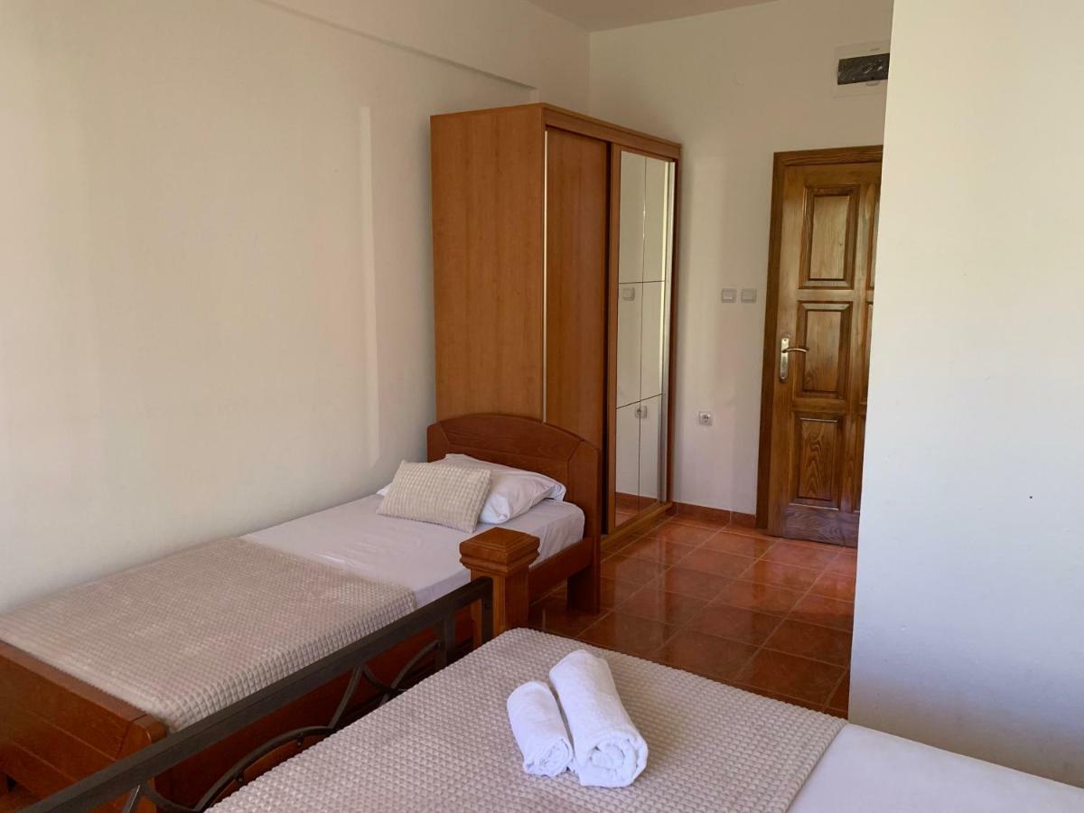 Guesthouse Orlovic Будва Екстериор снимка