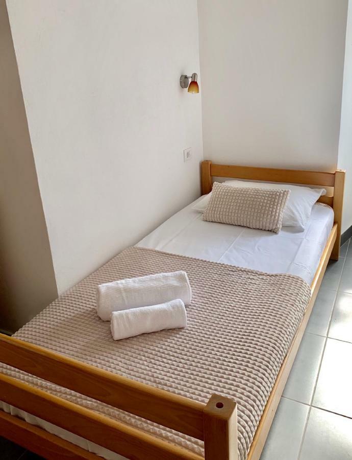 Guesthouse Orlovic Будва Екстериор снимка