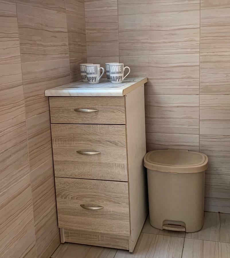 Guesthouse Orlovic Будва Екстериор снимка