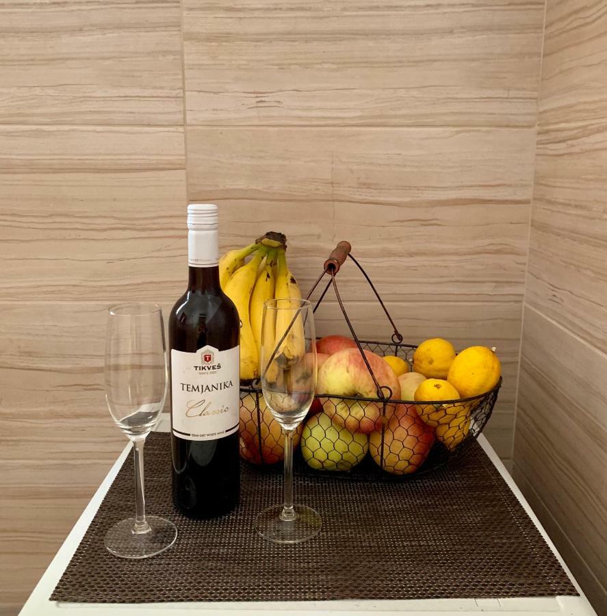 Guesthouse Orlovic Будва Екстериор снимка